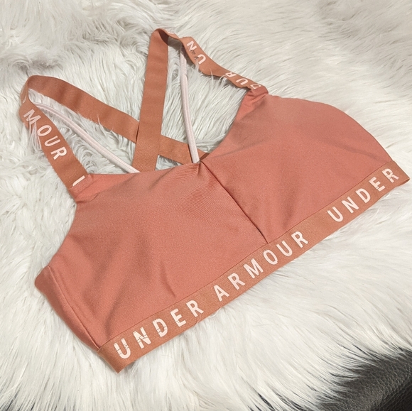 Under Armour Other - Under Armour pink coral sports bra